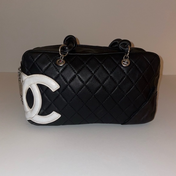 Black Calfskin Quilted Small Cambon Bowler Silver Hardware (Pink Interior) - Picture 4 of 7